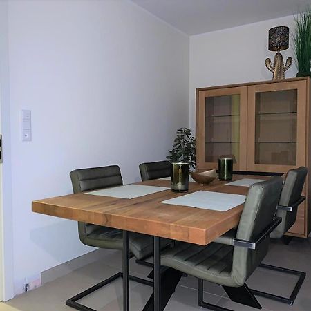 Landblick 1 - Luxusferienwohnung Fuer 4 Personen Norddeich  Bagian luar foto
