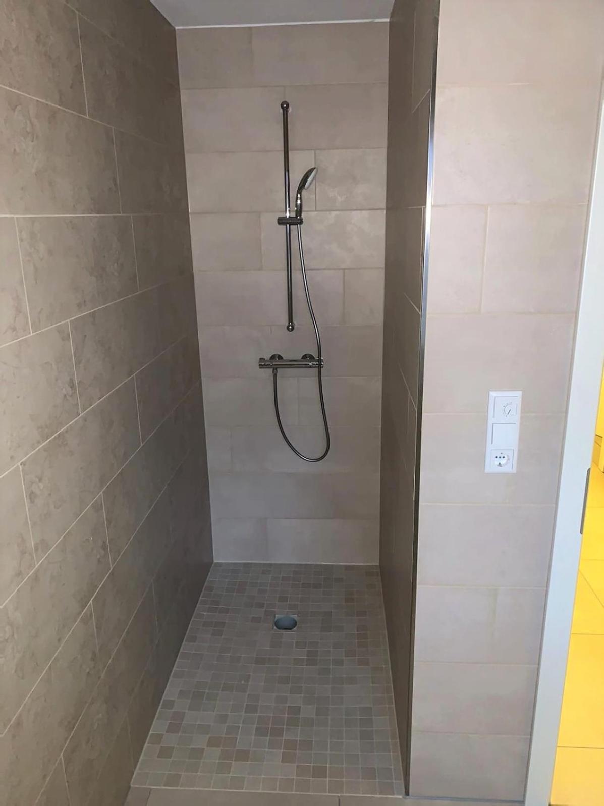 Landblick 1 - Luxusferienwohnung Fuer 4 Personen Norddeich  Bagian luar foto